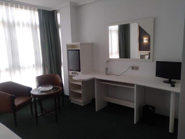 Imagen general del Hotel La Campana, Llanera. Foto 2