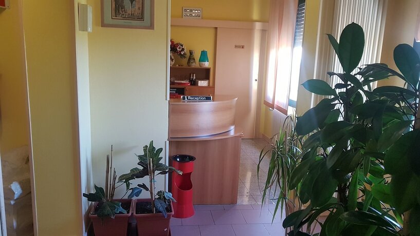 Imagen general del Hotel La Candela, Imola. Foto 2