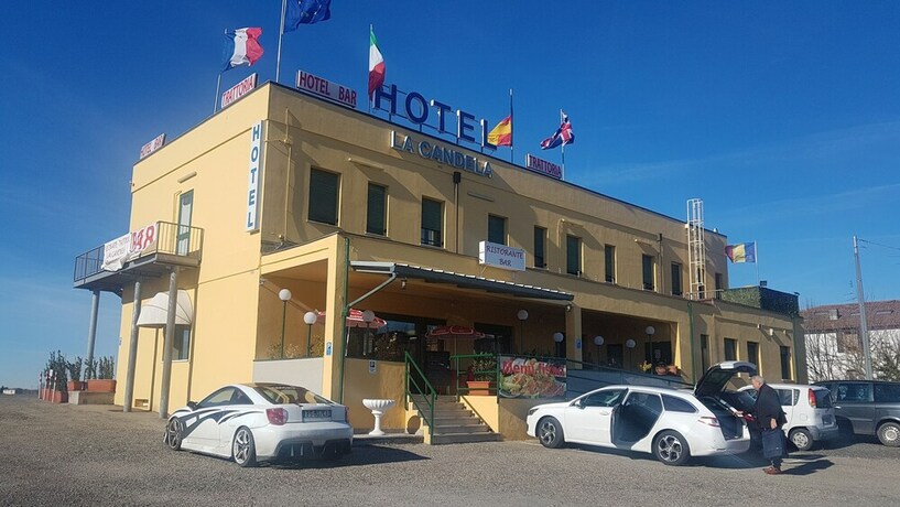 Imagen general del Hotel La Candela, Imola. Foto 1
