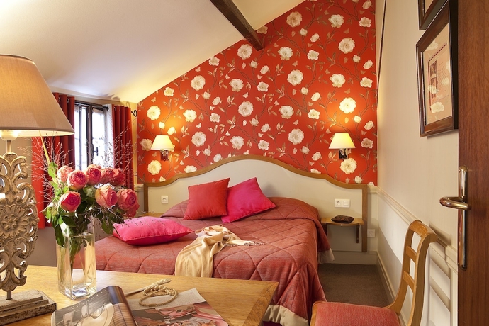 Imagen de la habitación del Hotel La Canop&eacute;e, Arco del Triunfo-El&iacute;seo. Foto 5