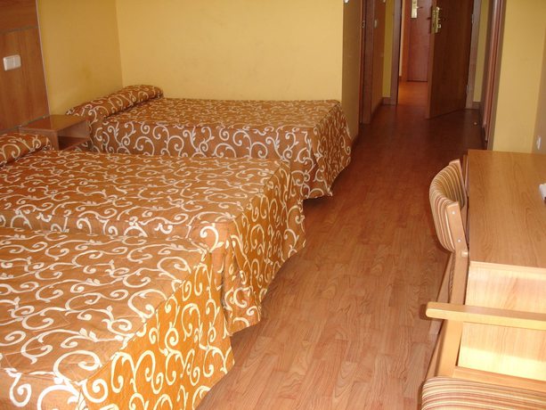 Imagen de la habitación del Hotel La Cañada. Foto 6