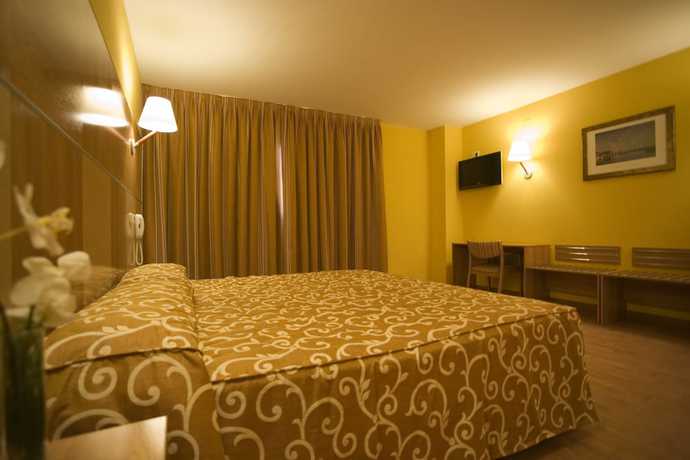 Imagen de la habitación del Hotel La Cañada. Foto 7