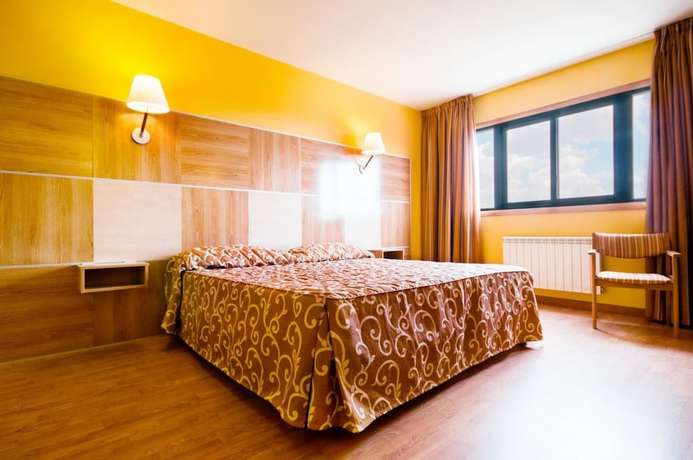 Imagen de la habitación del Hotel La Cañada. Foto 9