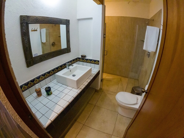 Imagen de la habitación del Hotel La Ca&ntilde;ada, Guanajuato. Foto 18