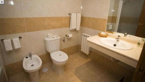 Imagen de la habitación del Hotel La Ca&ntilde;ada, Horche. Foto 10