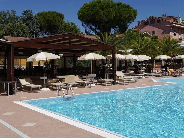 Imagen general del Hotel La Cantinella. Foto 11