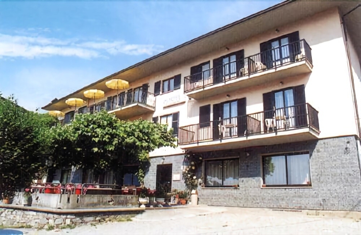 Imagen general del Hotel La Capannina, Massino Visconti. Foto 1
