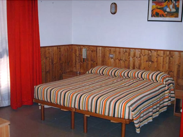 Imagen de la habitación del Hotel La Capannina, Massino Visconti. Foto 11