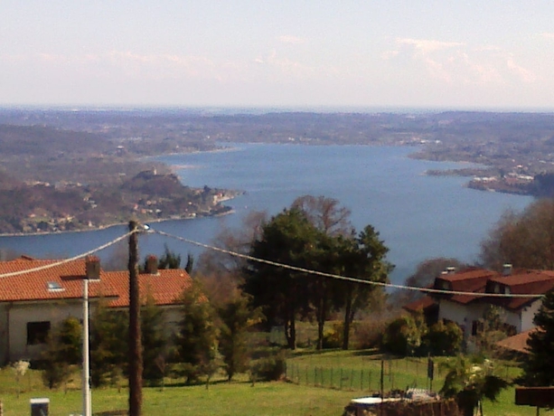 Imagen de los exteriores del Hotel La Capannina, Massino Visconti. Foto 15