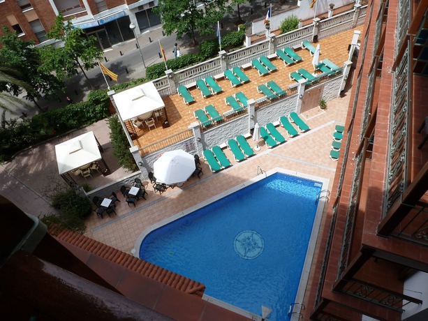 Imagen de la habitación del Hotel La Carolina. Foto 5