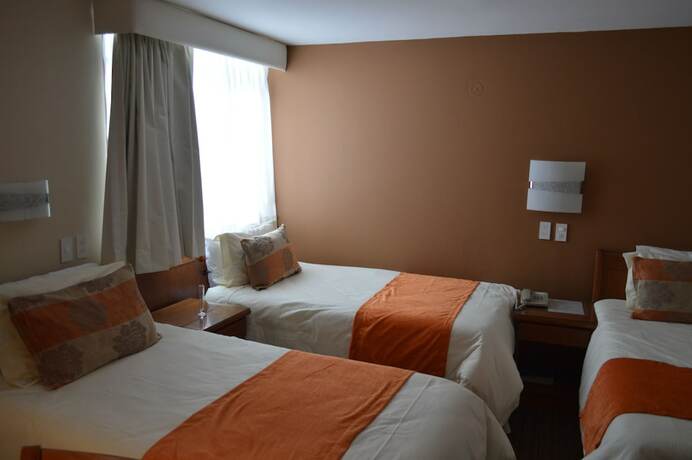 Imagen general del Hotel La Carolina Inn. Foto 1