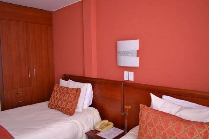 Imagen general del Hotel La Carolina Inn. Foto 3