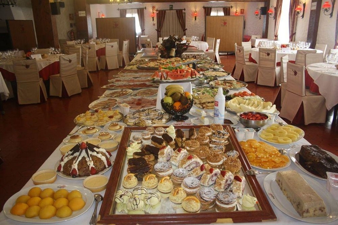 Imagen del bar/restaurante del Hotel La Carreta. Foto 4