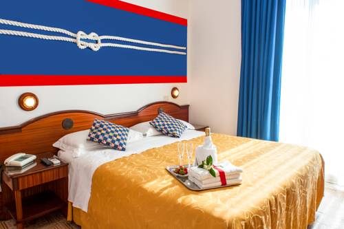 Imagen de la habitación del Hotel La Carruba. Foto 2