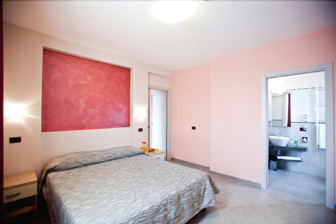 Imagen de la habitación del Hotel La Cartiera. Foto 10