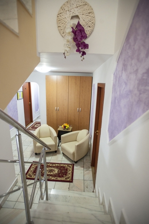 Imagen de los interiores del Hotel La Casa, Bucarest. Foto 10