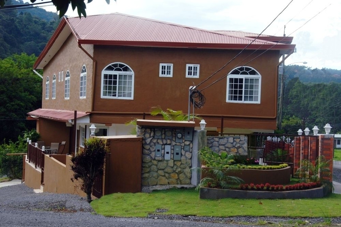 Imagen de los exteriores del Hotel La Casa De La Abuela, Boquete. Foto 4