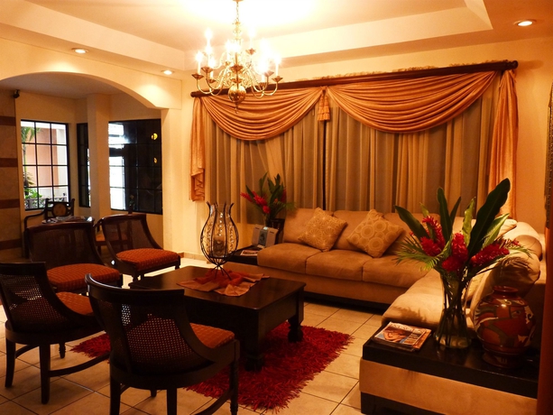 Imagen de los interiores del Hotel La Casa De Los Arcos. Foto 14