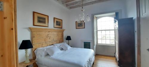 Imagen de la habitación del Hotel La Casa De Los Naranjos. Foto 12