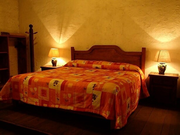 Imagen de la habitación del Hotel La Casa De Piedra By Rotamundos. Foto 20