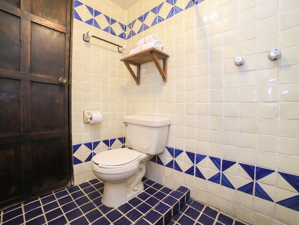 Imagen de la habitación del Hotel La Casa De Piedra By Rotamundos. Foto 28