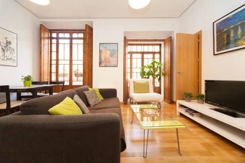 Imagen general del Hotel La Casa Del Conde De Gelves Apartments. Foto 9