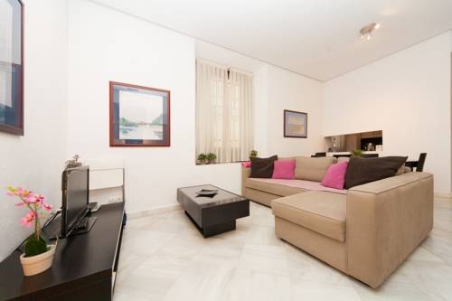 Imagen general del Hotel La Casa Del Conde De Gelves Apartments. Foto 10