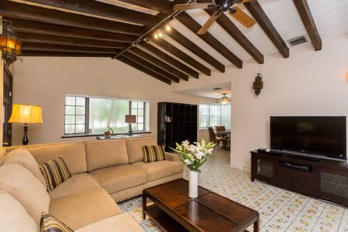 Imagen de la habitación del Hotel La Casa Del Mar. Foto 4