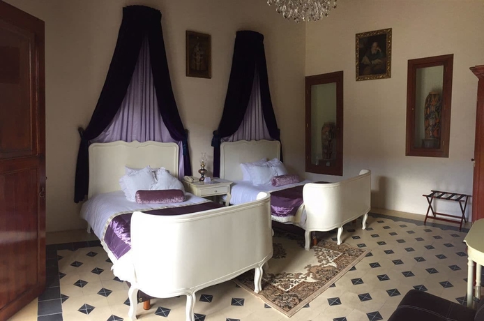 Imagen de la habitación del Hotel La Casa Del Marques De Comillas. Foto 11