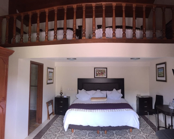 Imagen de la habitación del Hotel La Casa Del Marques De Comillas. Foto 14