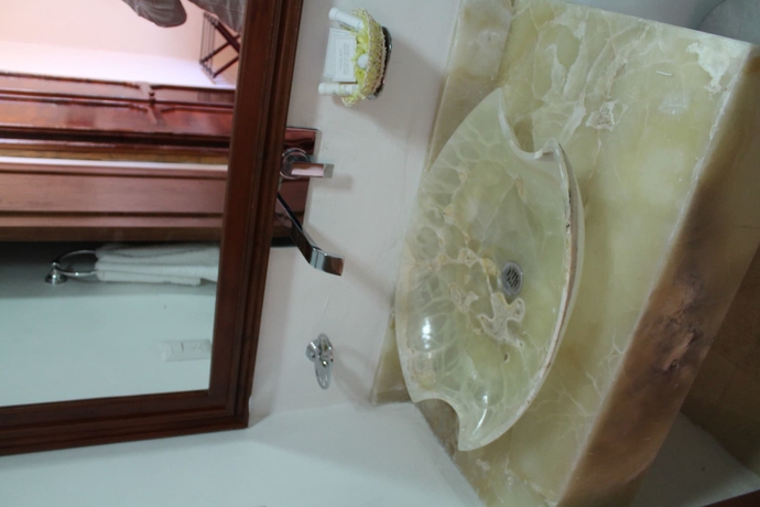 Imagen de la habitación del Hotel La Casa Del Marques De Comillas. Foto 15