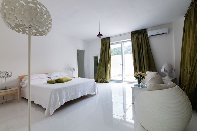 Imagen de la habitación del Hotel La Casa E Il Mare. Foto 12