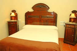 Imagen de la habitación del Hotel La Casa Grande de Alpandeire. Foto 5
