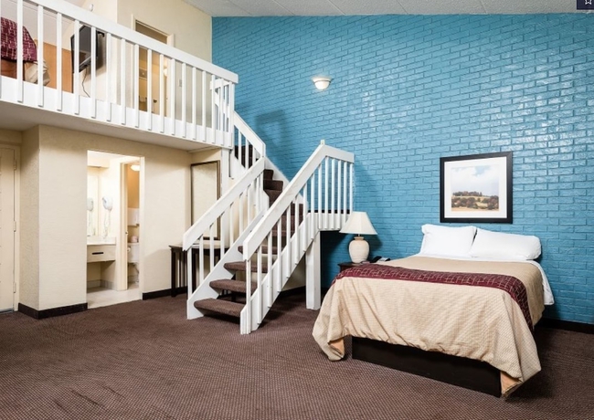 Imagen de la habitación del Hotel La Casa Inn & Suites. Foto 3