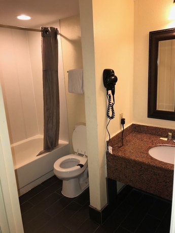 Imagen de la habitación del Hotel La Casa Inn & Suites. Foto 9