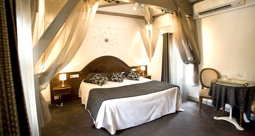 Imagen de la habitación del Hotel La Casa Païral. Foto 6