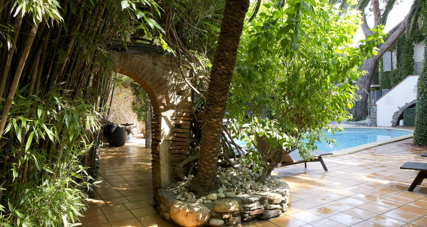 Imagen de los exteriores del Hotel La Casa Païral. Foto 15