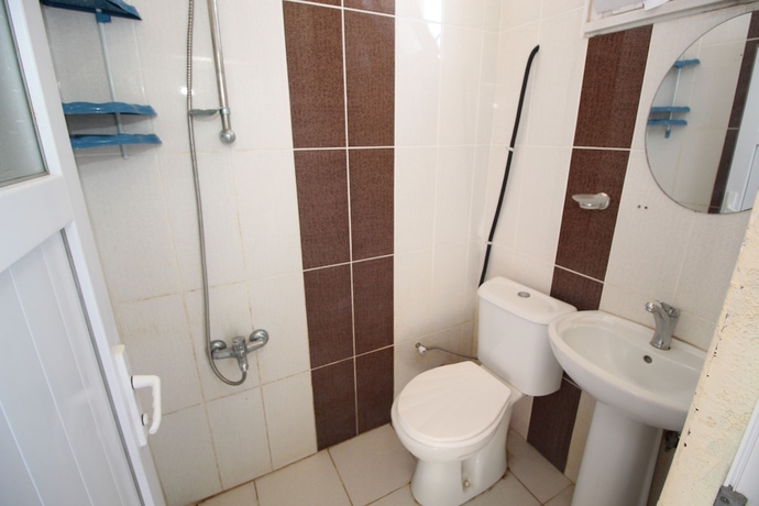 Imagen de la habitación del Hotel La Casa Pansiyon. Foto 17