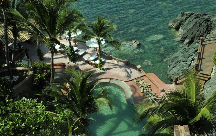 Imagen de la piscina del Hotel La Casa Que Canta. Foto 16