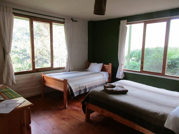 Imagen general del Hotel La Casa Verde, Ba&ntilde;os de Agua Santa. Foto 3