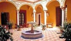 Imagen general del Hotel La Casa de Gremios Reales. Foto 3