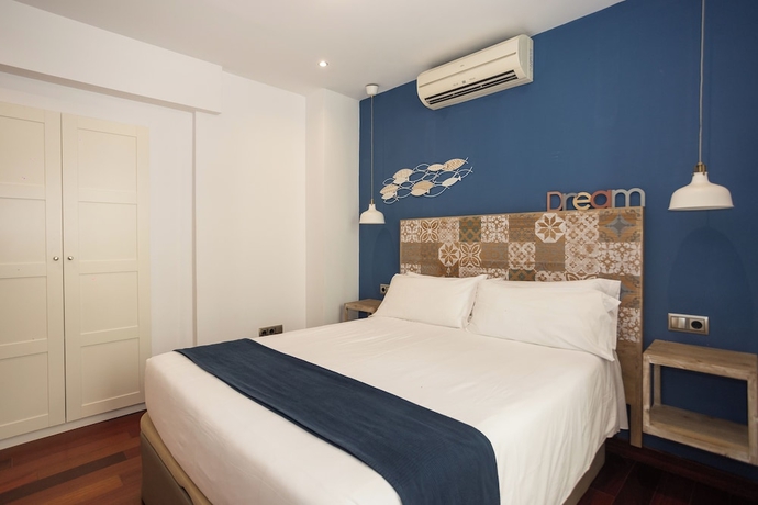 Imagen de la habitación del Hotel La Casa de la Alameda. Foto 14