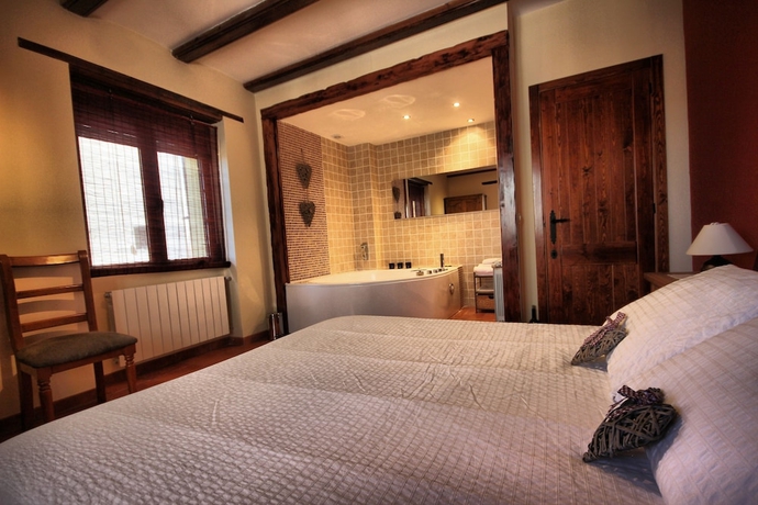 Imagen de la habitación del Hotel La Casa del Mercat. Foto 9