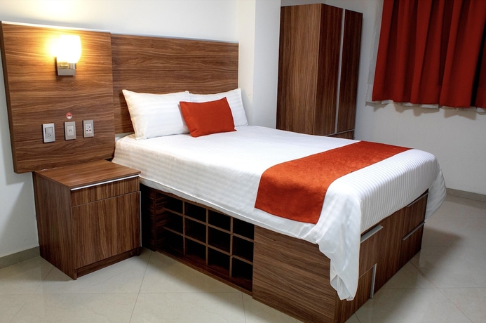 Imagen de la habitación del Hotel La Casa del Reloj - Zona de Hospitales. Foto 5