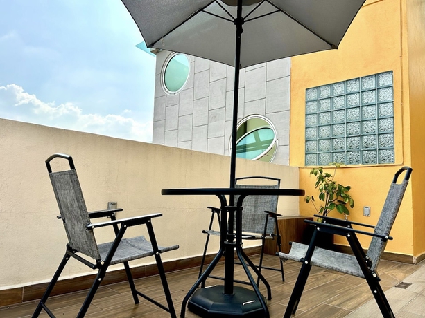 Imagen de la habitación del Hotel La Casa del Reloj - Zona de Hospitales. Foto 16