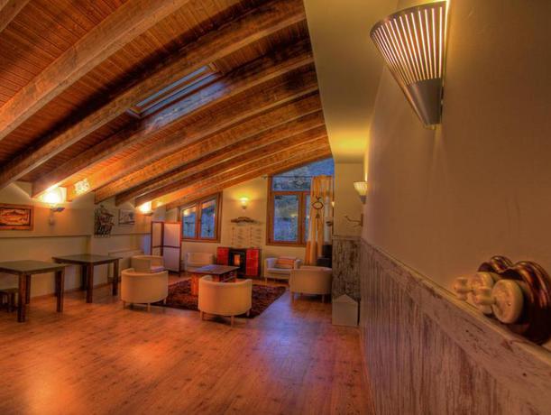 Imagen de los interiores del Hotel La Casa del Rio. Foto 7