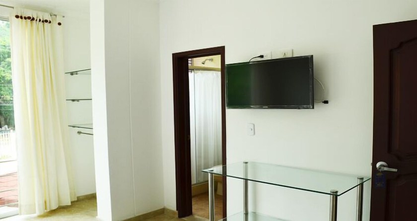 Imagen de la habitación del Hotel La Cascada Cristalina. Foto 8