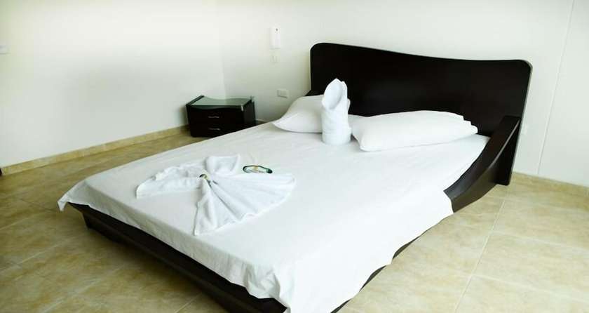 Imagen de la habitación del Hotel La Cascada Cristalina. Foto 11