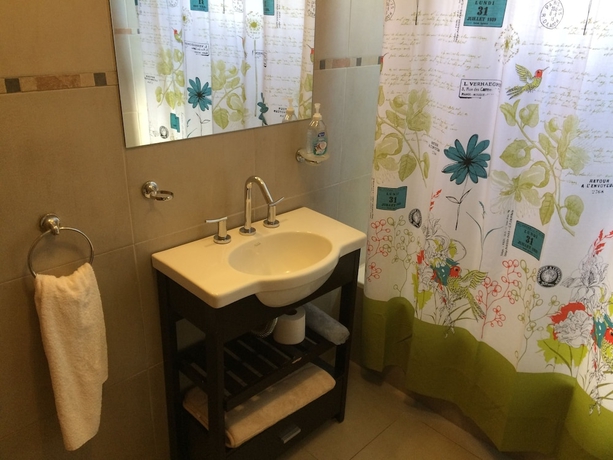 Imagen de la habitación del Hotel La Cascada Duplex. Foto 15