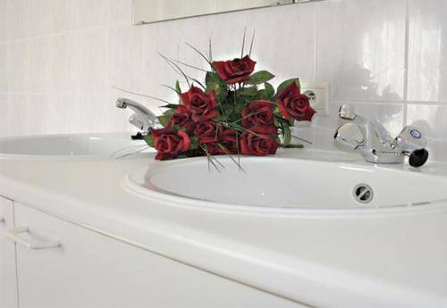 Imagen de la habitación del Hotel La Cascada. Foto 5